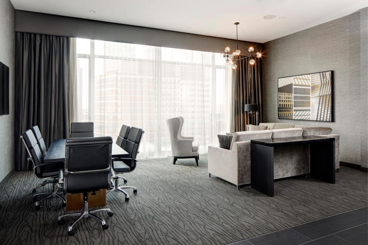 LondonHouse Chicago, Curio Collection by Hilton